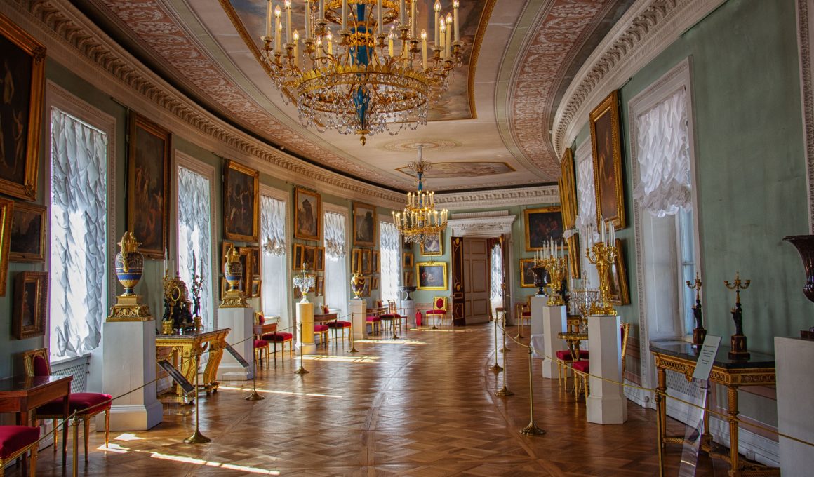 Дворцы Санкт Петербурга